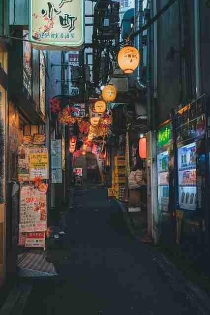 蘑菇视频下载产品风格全线调整｜弹幕互动数据报告设计逻辑解读