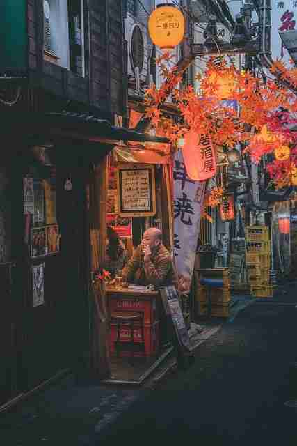 《女教师》：制服控必看，师生之间的危险情愫